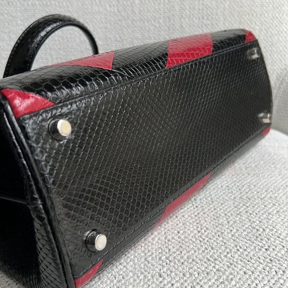 Gucci Zumi Crossbody Top Handle Python Bag- all leather interior in red black - Picture 14 of 16